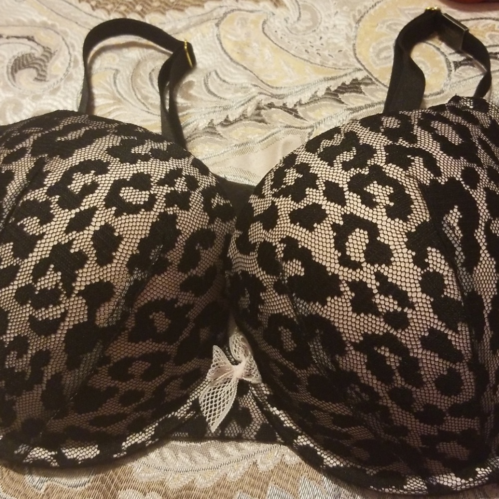 Bra bundle!Victorias Secret Very Sexy Bra bundle